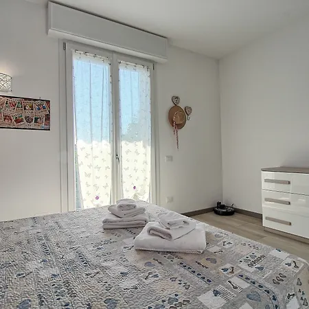 Zazzi House شقة *