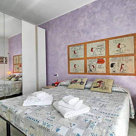 Zazzi House شقة *